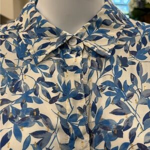 Finley Blue Leaf Gold Flec Women's button down Blouse S/M